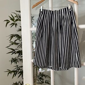 J. Crew mercantile sz 2 NWT